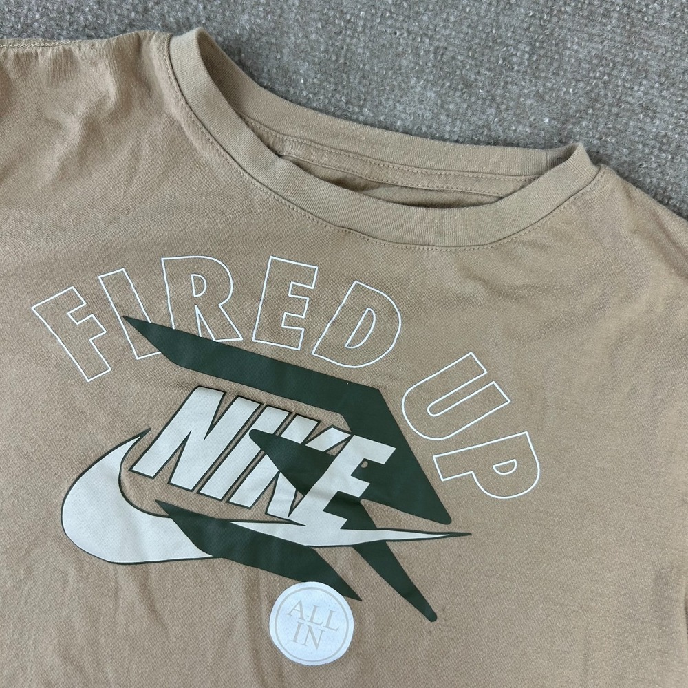 Nike T-Shirt Mens XL Beige Swoosh Logo Graphic Cotton Short Sleeve Casual Wear